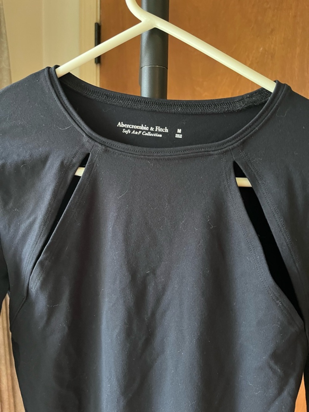 Abercrombie & Fitch Black Cutout Long-Sleeve Bodysuit - Picture 3 of 5